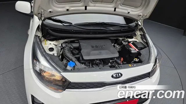 Kia Morning 2018 thumb 6