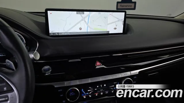 Genesis G80 2021 thumb 12