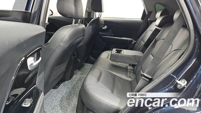 Kia Niro 2017 thumb 12