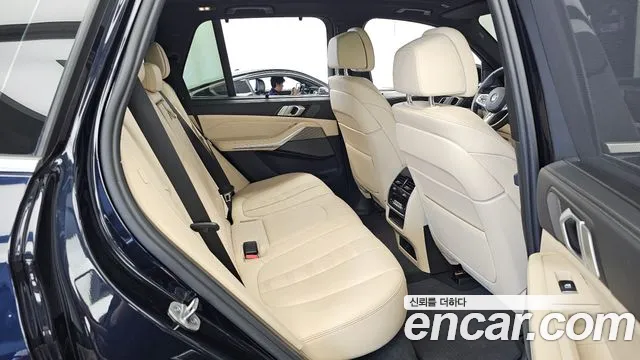 BMW X5 2021 thumb 12