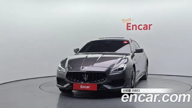 Maserati Quattroporte 2022 thumb 3