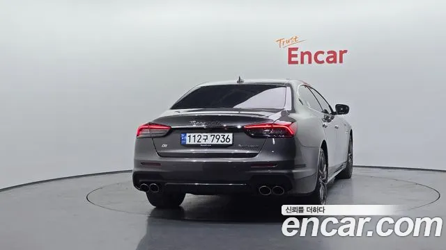Maserati Quattroporte 2022 thumb 4