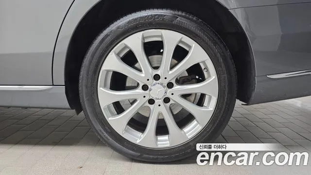 Mercedes-Benz E-Класс 2017 thumb 5
