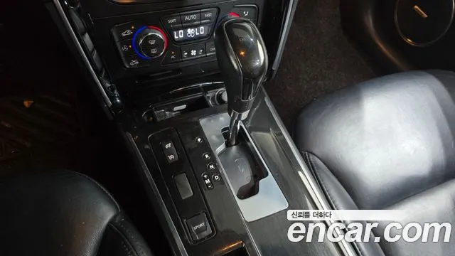Renault-KoreaSamsung Latitude 2011 thumb 9