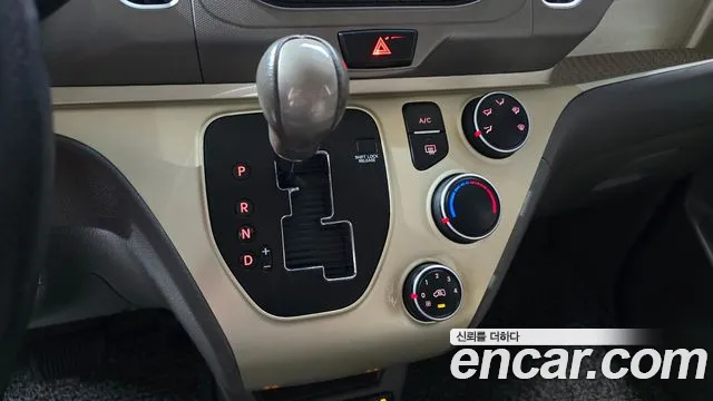 Kia Ray 2013 thumb 9