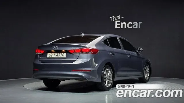Hyundai Avante 2018 thumb 2