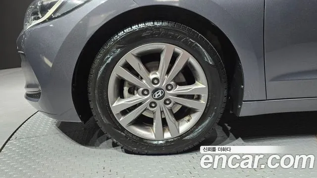 Hyundai Avante 2018 thumb 5