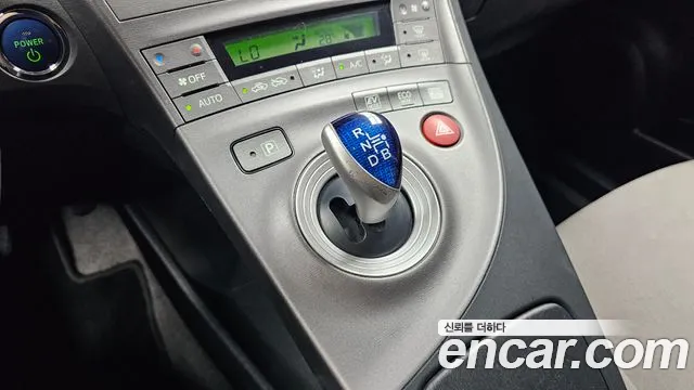 Toyota Prius 2012 thumb 9