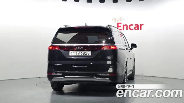 Kia Carnival 2022 thumb 4