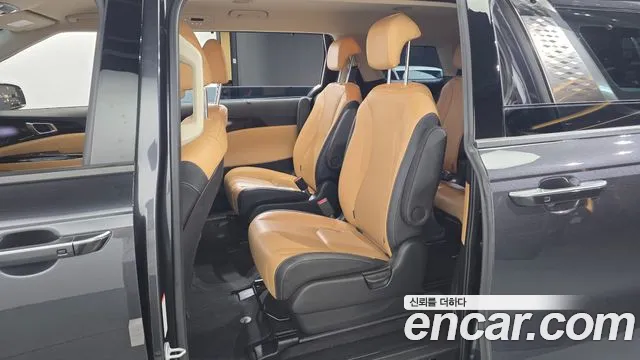 Kia Carnival 2022 thumb 11
