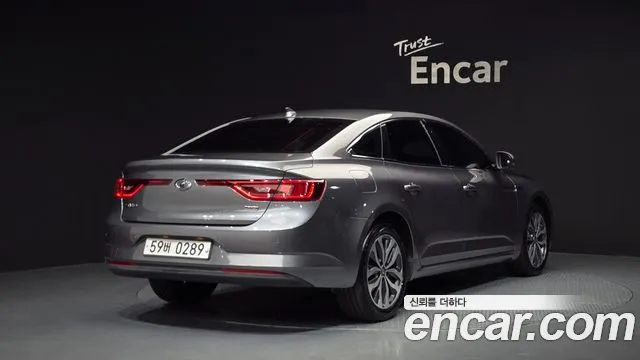 Renault-KoreaSamsung Megane 2016 thumb 2