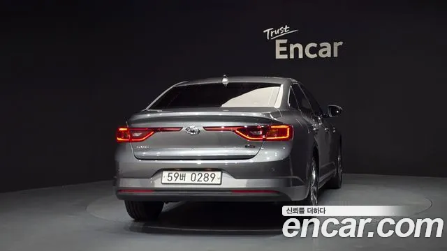 Renault-KoreaSamsung Megane 2016 thumb 4