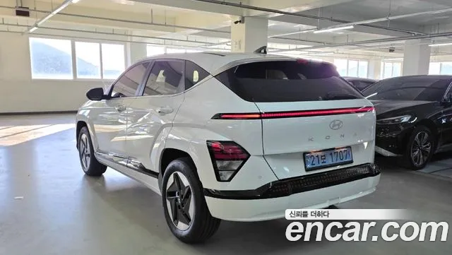 Hyundai Kona 2025 thumb 2