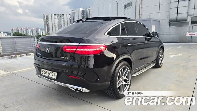 Mercedes-Benz GLE 2017 thumb 4