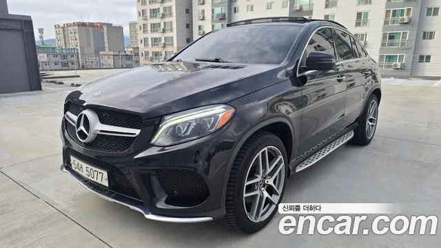 Mercedes-Benz GLE 2017 thumb 5