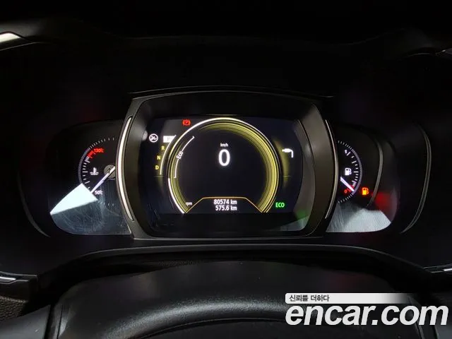 Renault-KoreaSamsung Koleos 2018 thumb 5