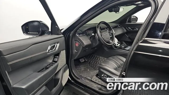 Land Rover Range Rover Velar 2018 thumb 10