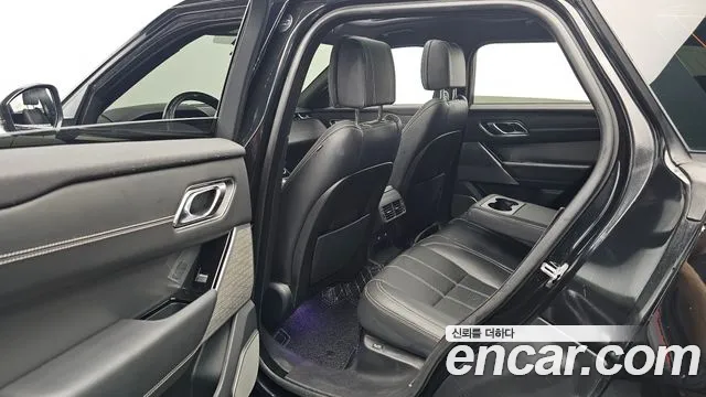 Land Rover Range Rover Velar 2018 thumb 12