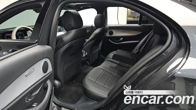 Mercedes-Benz E-Класс 2021 thumb 11