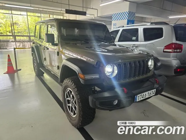 Jeep Wrangler 2025 thumb 4