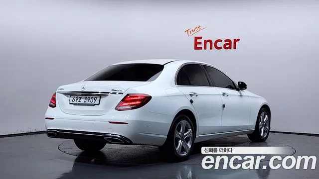 Mercedes-Benz E-Класс 2018 thumb 2