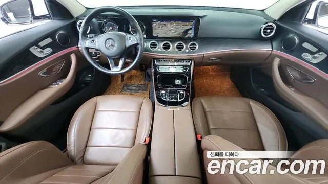 Mercedes-Benz E-Класс 2018 thumb 7