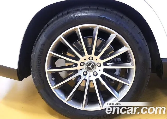 Mercedes-Benz GLE 2024 thumb 5