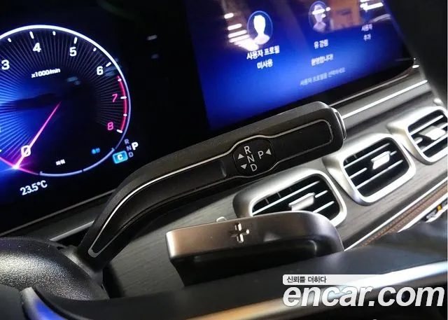 Mercedes-Benz GLE 2024 thumb 9