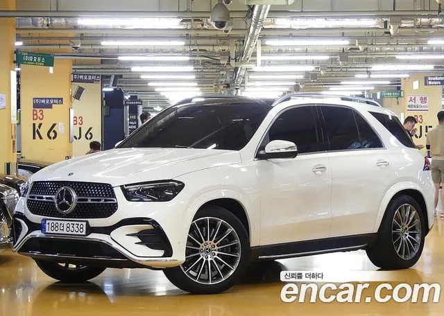 Mercedes-Benz GLE 2024 thumb 12