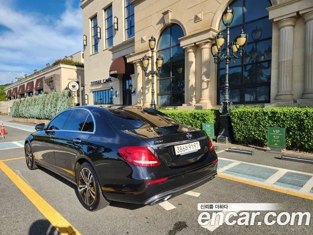 Mercedes-Benz E-Класс 2020 thumb 4