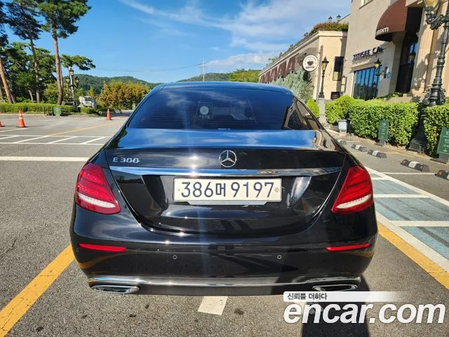 Mercedes-Benz E-Класс 2020 thumb 5