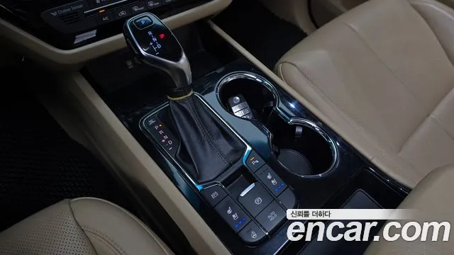 Kia Carnival 2018 thumb 9