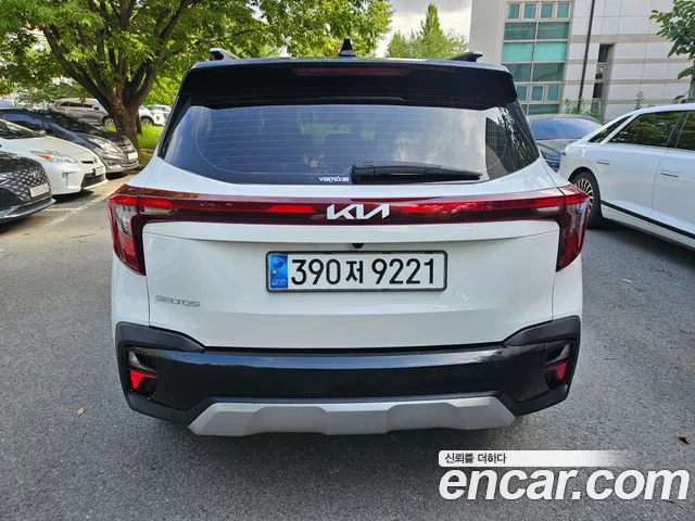 Kia Seltos 2023 thumb 4