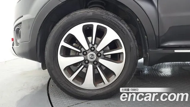 KG_Mobility_Ssangyong KORANDO 2015 thumb 5