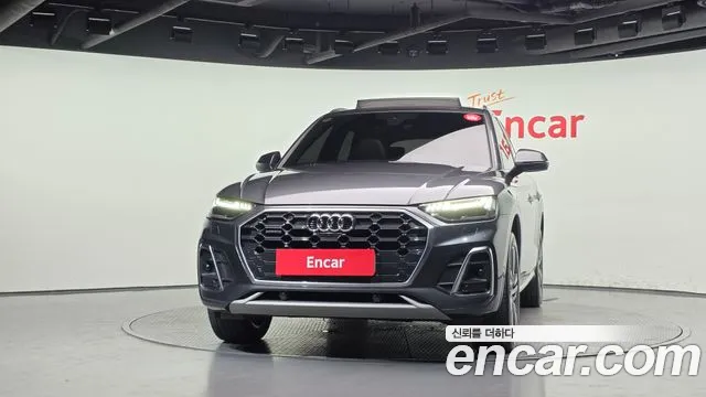 Audi Q5 2022 thumb 3