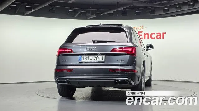 Audi Q5 2022 thumb 4