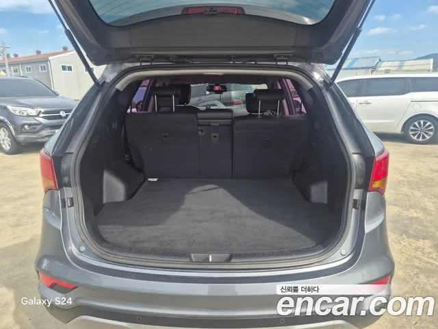 Hyundai Santa Fe 2016 thumb 5