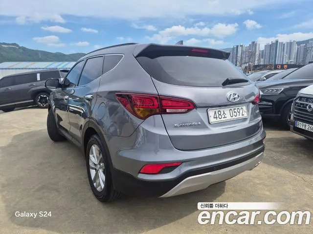 Hyundai Santa Fe 2016 thumb 6