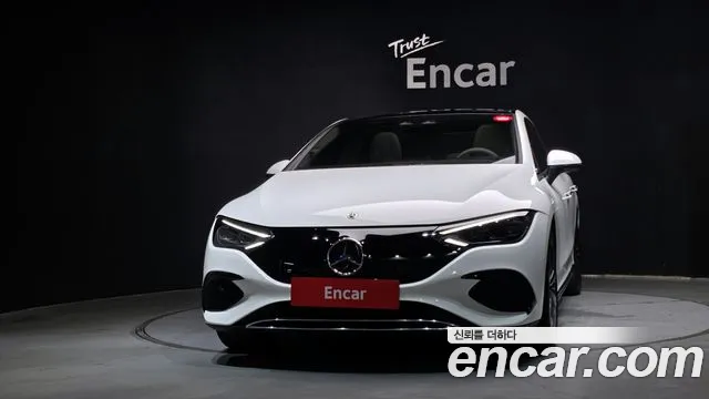 Mercedes-Benz EQE 2023 thumb 3