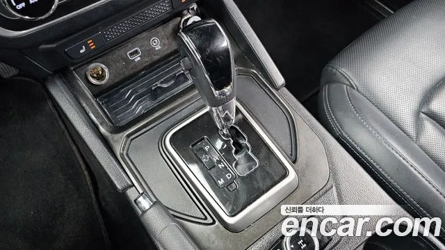 KG_Mobility_Ssangyong Rexton 2018 thumb 9