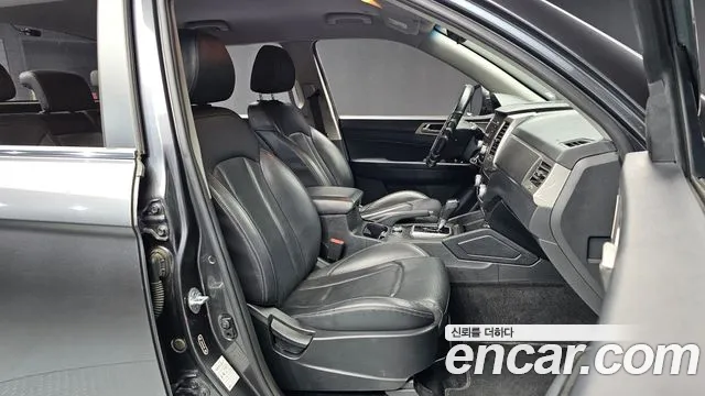 KG_Mobility_Ssangyong Rexton 2018 thumb 11