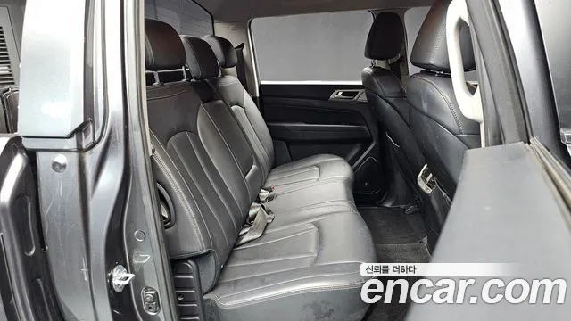 KG_Mobility_Ssangyong Rexton 2018 thumb 12