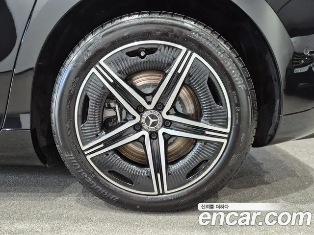 Mercedes-Benz EQE 2026 thumb 5