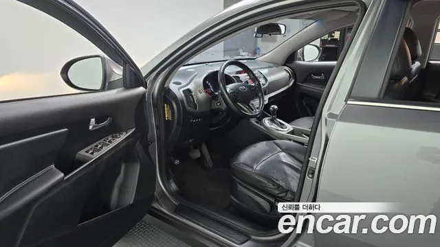 Kia Sportage 2015 thumb 10