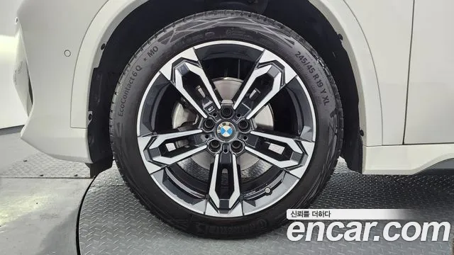 BMW X1 2023 thumb 5
