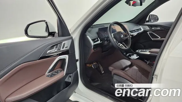 BMW X1 2023 thumb 10