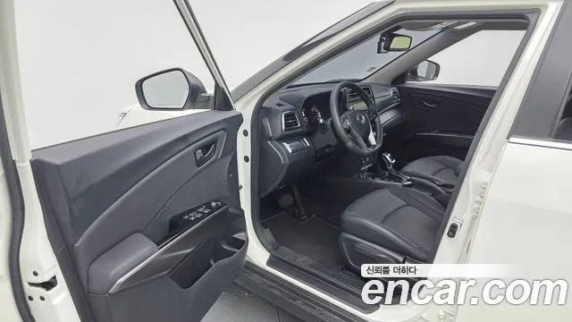 KG_Mobility_Ssangyong TIBOLI 2020 thumb 10