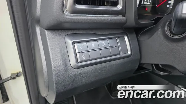 KG_Mobility_Ssangyong TIBOLI 2020 thumb 12