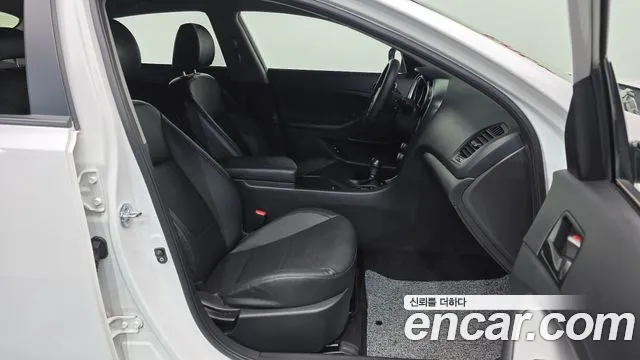 Kia K5 2014 thumb 11