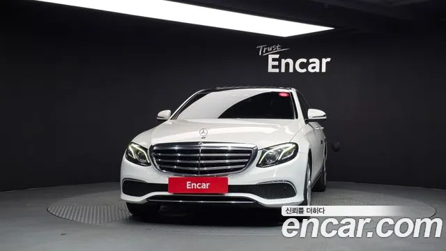 Mercedes-Benz E-Класс 2016 thumb 3
